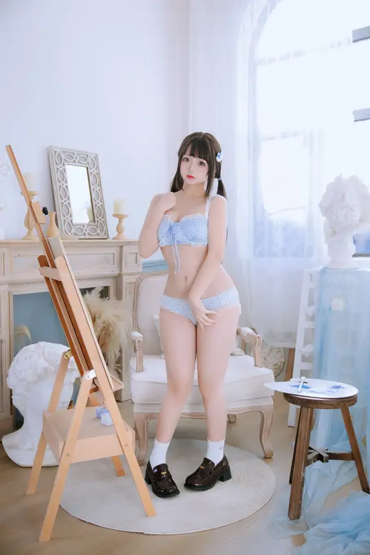 美术生 - 日奈娇